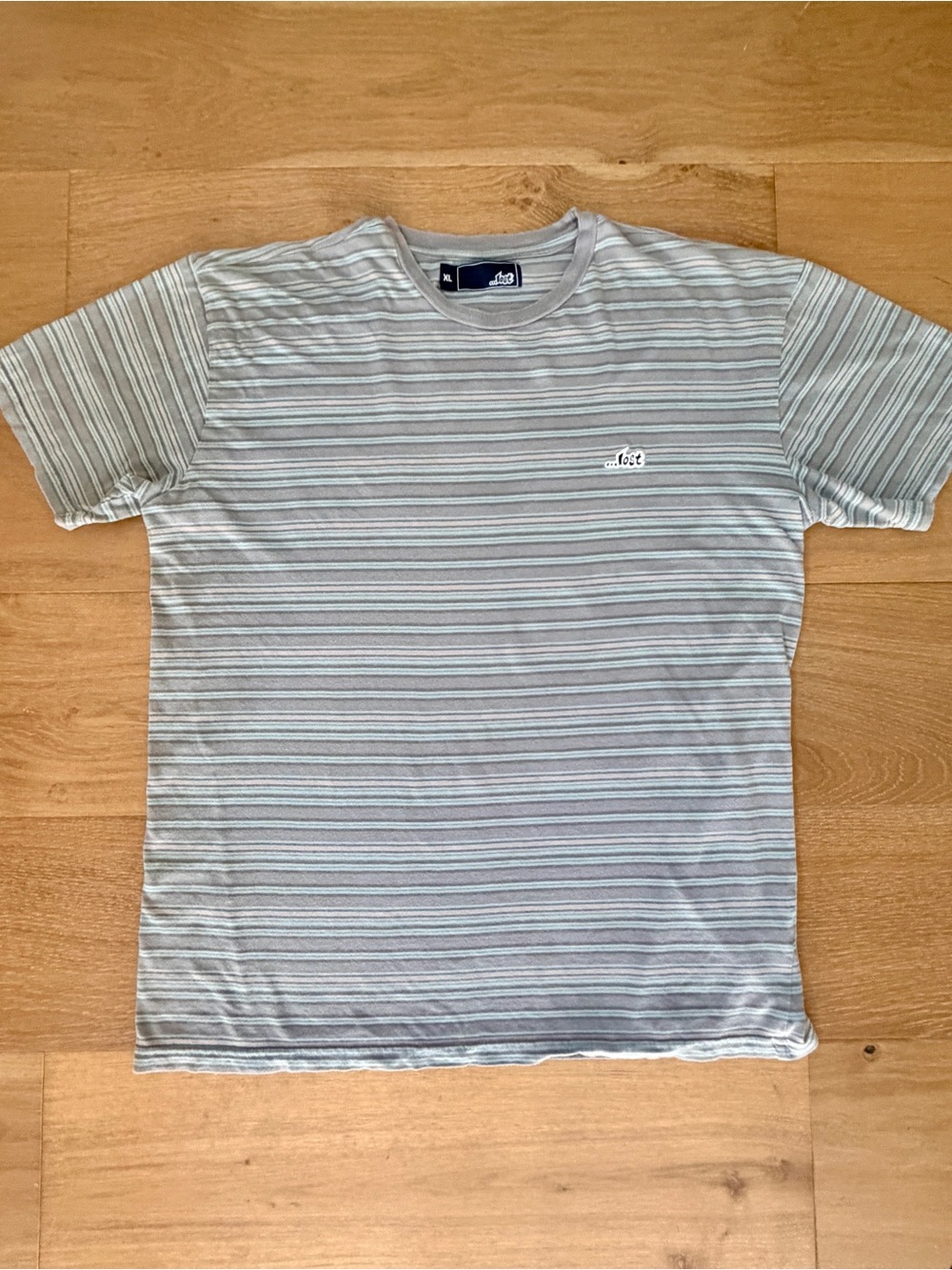 Lost Multi Stripe Tee Pastel Surf Skate Striped Crew Neck Grey XL Y2K California